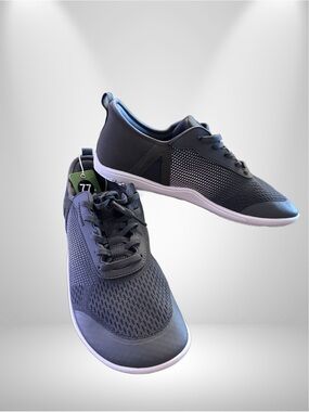 Hike Footwear Stride Unisex Hands-Off & Ergonomic Barefoot Sneakers. NWT